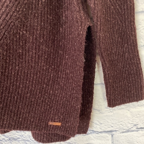 Sweaty Betty Shakti dark plum cowl neck side slit sweater medium - Picture 4 of 8